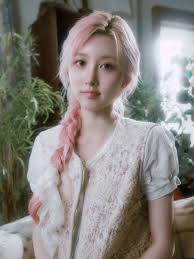 gaeul IVE profile pic