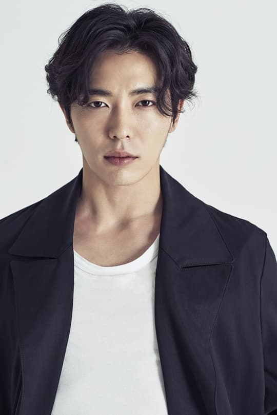 Kim Jae Wook Profile pic