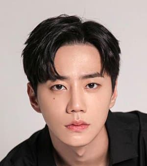 Lee Jun Young profile pic