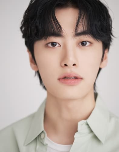 Lee Won Jung profile pic