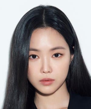 Son Na Eun profile pic